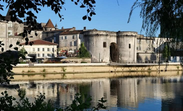 Les Lacs Bleus de Touvérac